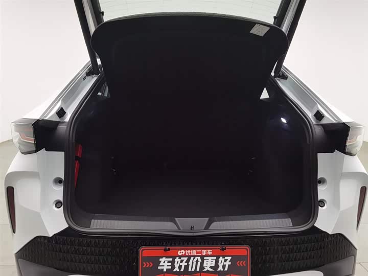 Фото 16 - Volkswagen ID.Unyx