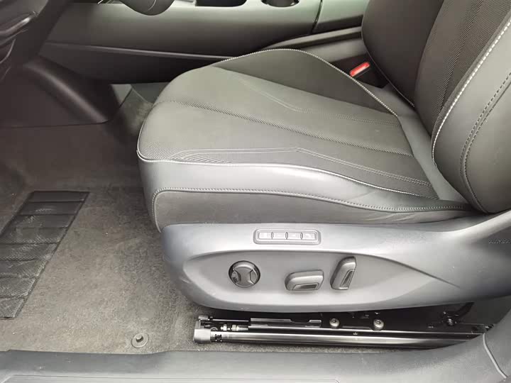 Фото 20 - Volkswagen ID.Unyx