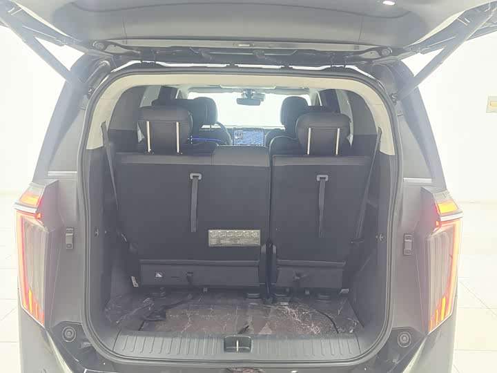 Фото 10 - GAC Trumpchi M8