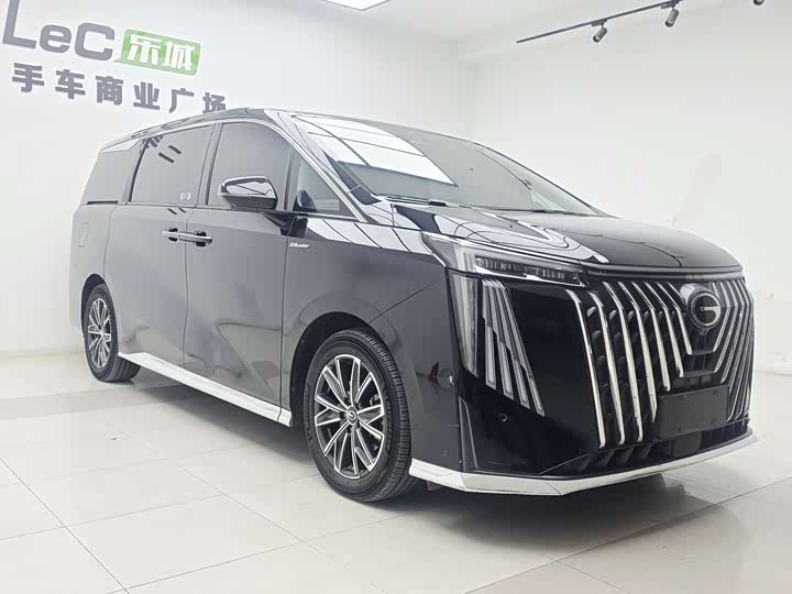 Фото 3 - GAC Trumpchi M8