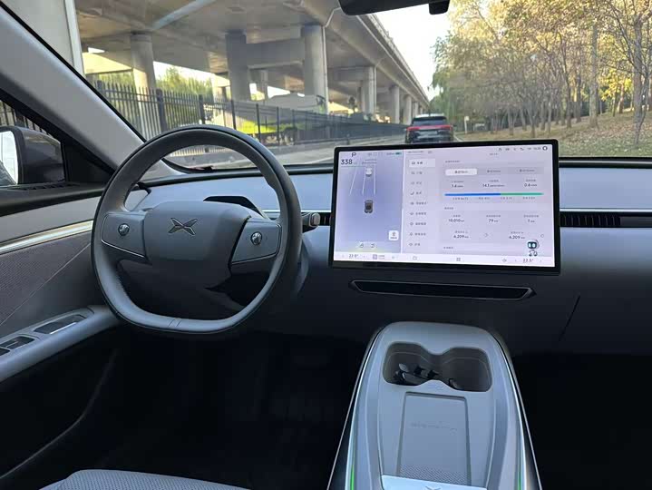 Фото 14 - XPeng Mona M03