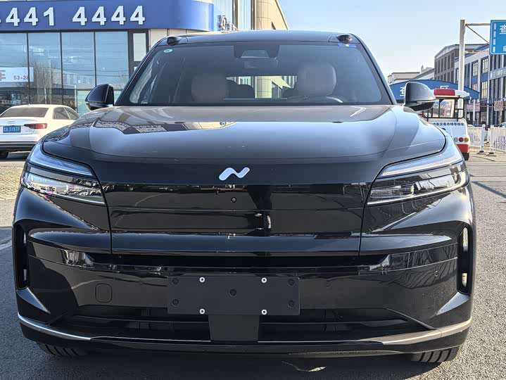 Фото 1 - Nio Onvo L90