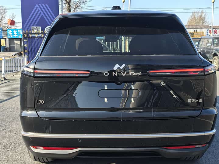Фото 11 - Nio Onvo L90