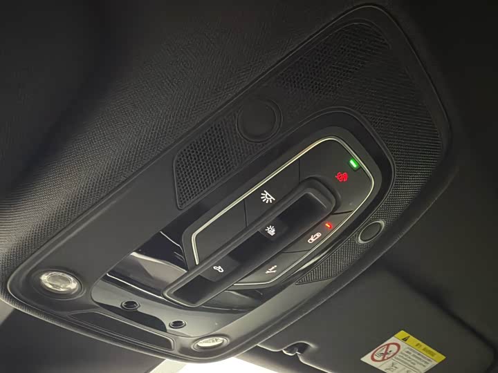 Фото 15 - Audi A6L