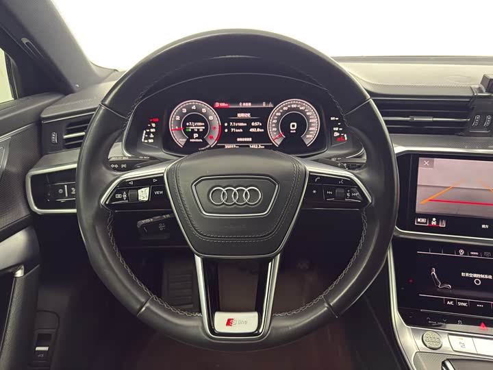 Фото 18 - Audi A6L