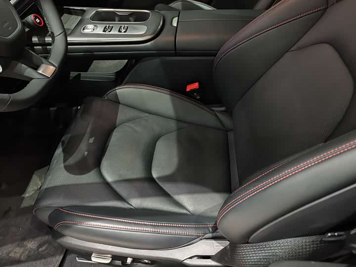 Фото 5 - Xiaomi SU7