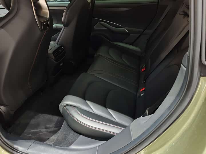 Фото 6 - Xiaomi SU7