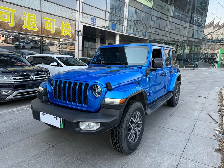 Фото 1 - Jeep Wrangler Hybrid