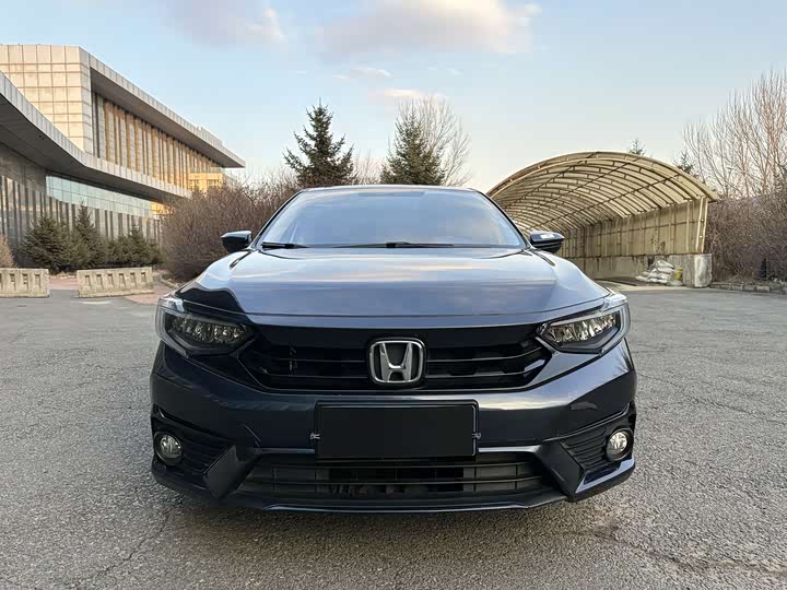 Фото 2 - Honda Envix