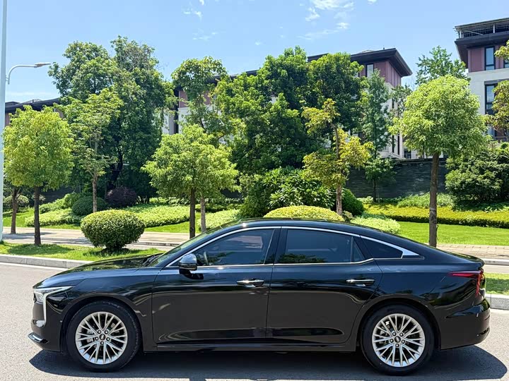 Фото 4 - Bestune B70