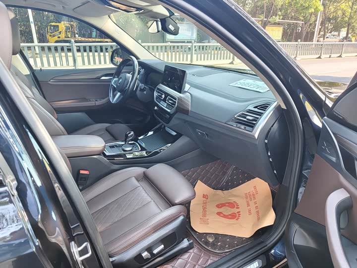 Фото 13 - BMW X3