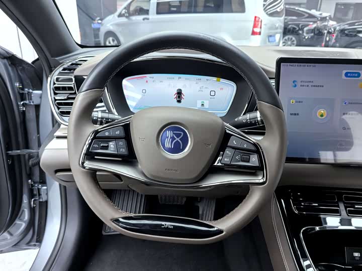 Фото 14 - BYD Han