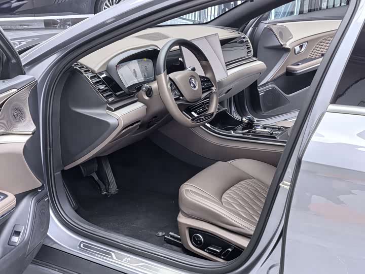 Фото 7 - BYD Han