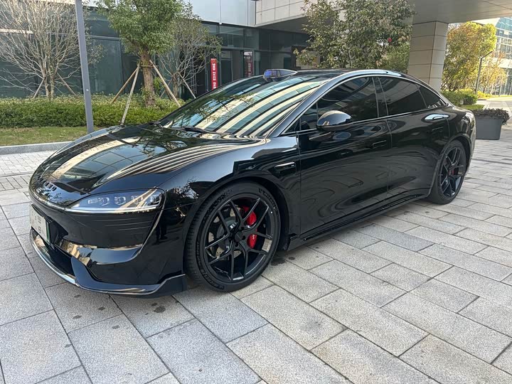 Фото 1 - Luxeed S7