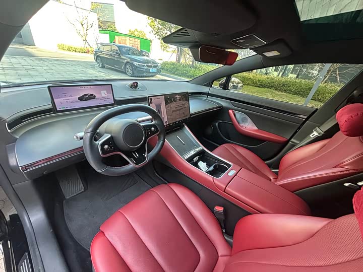 Фото 12 - Luxeed S7