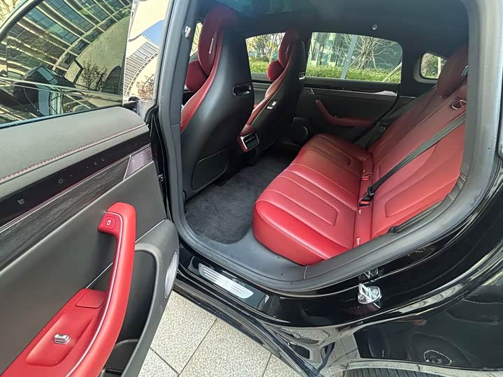 Фото 13 - Luxeed S7