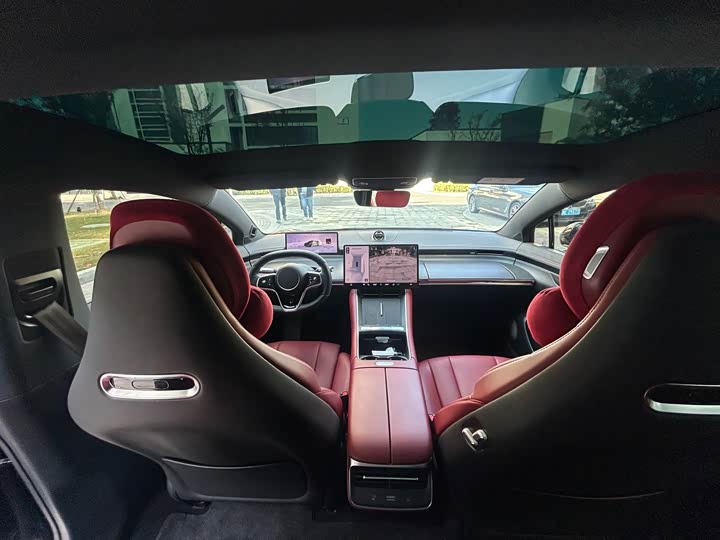 Фото 19 - Luxeed S7