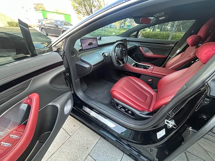 Фото 9 - Luxeed S7