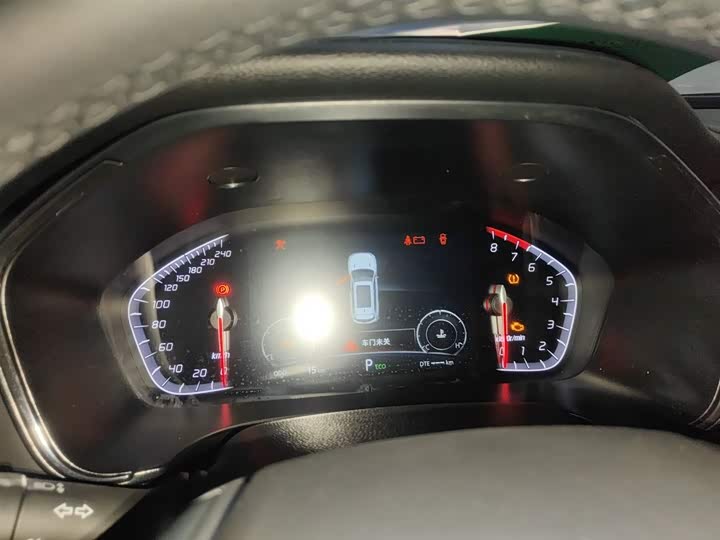 Фото 12 - Changan CS75