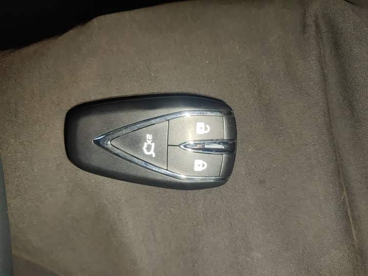 Фото 9 - Changan CS75