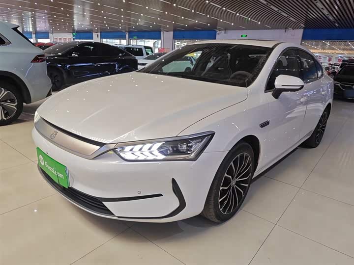 Фото 2 - BYD Qin Plus