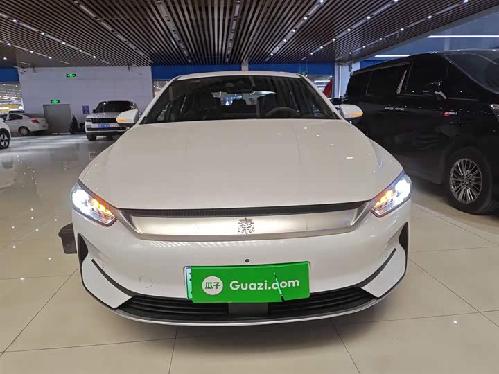 Фото 3 - BYD Qin Plus