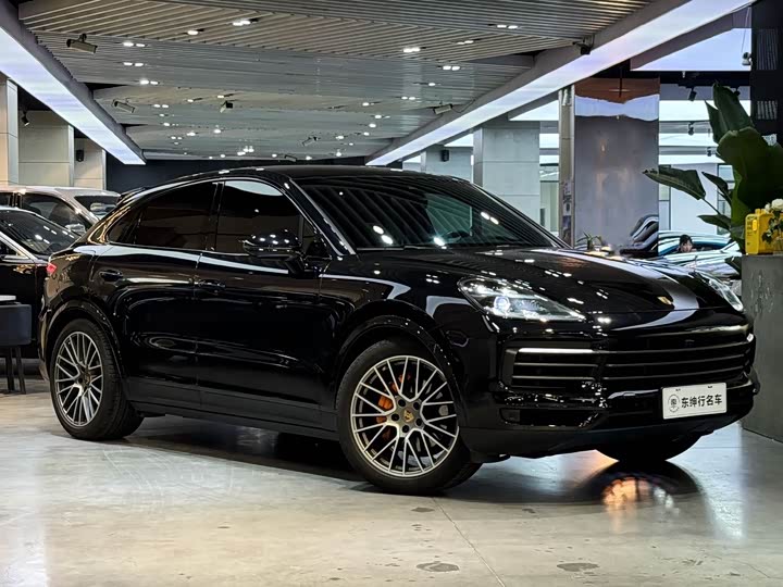 Фото 3 - Porsche Cayenne