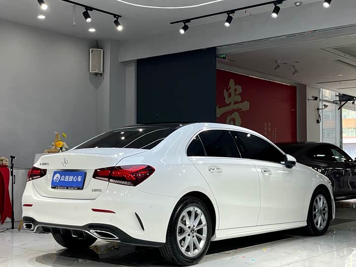 Фото 19 - Mercedes-Benz A-Class