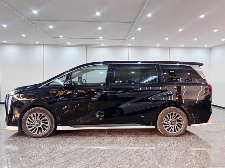 Фото 6 - GAC Trumpchi M8