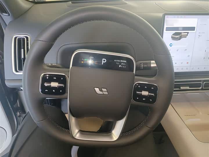 Фото 11 - LiXiang L8