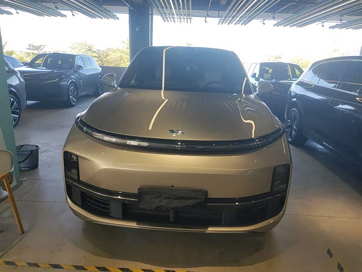 Фото 3 - LiXiang L8