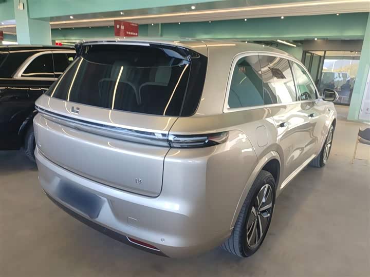 Фото 7 - LiXiang L8