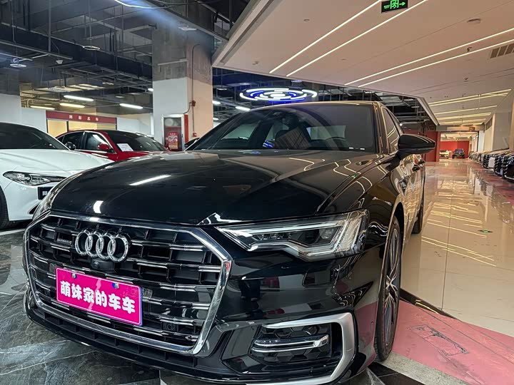 Фото 1 - Audi A6L