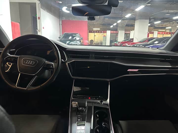 Фото 10 - Audi A6L