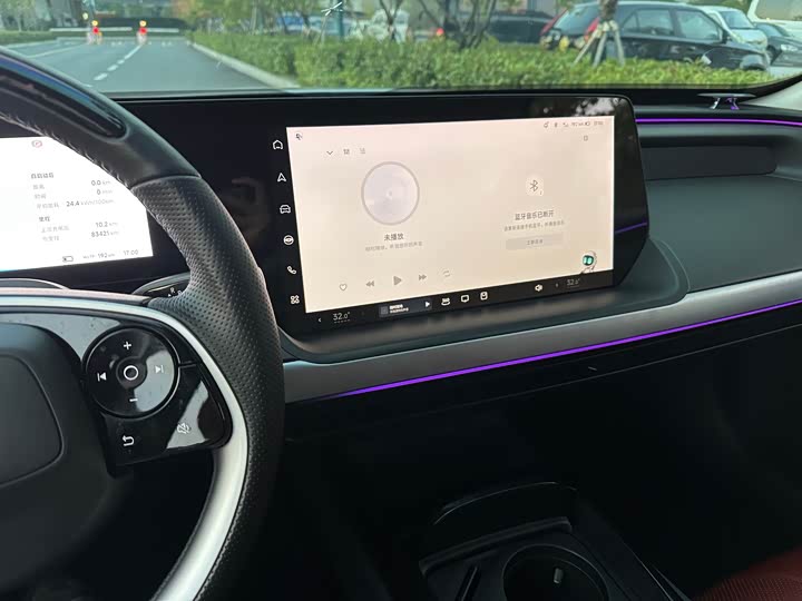 Фото 19 - XPeng P7