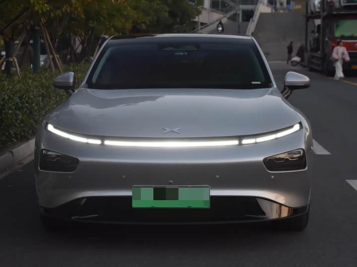 Фото 4 - XPeng P7