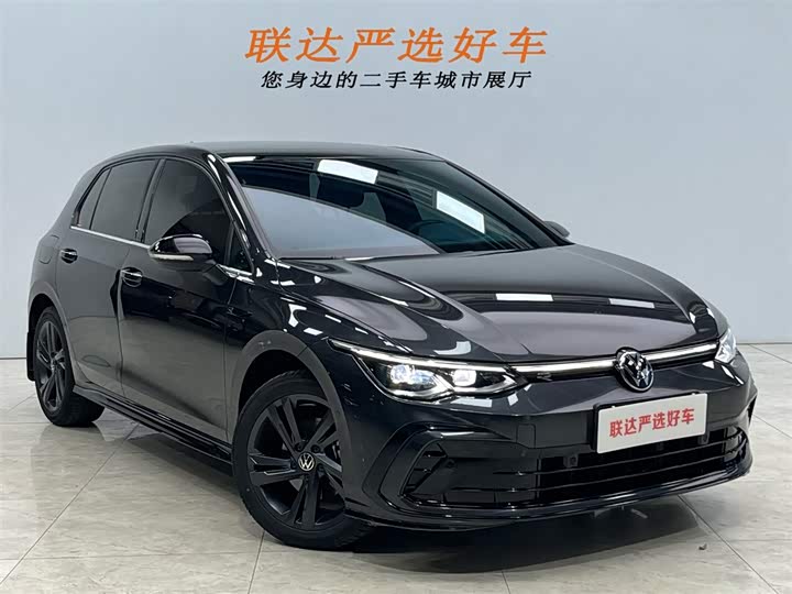 Фото 22 - Volkswagen Golf