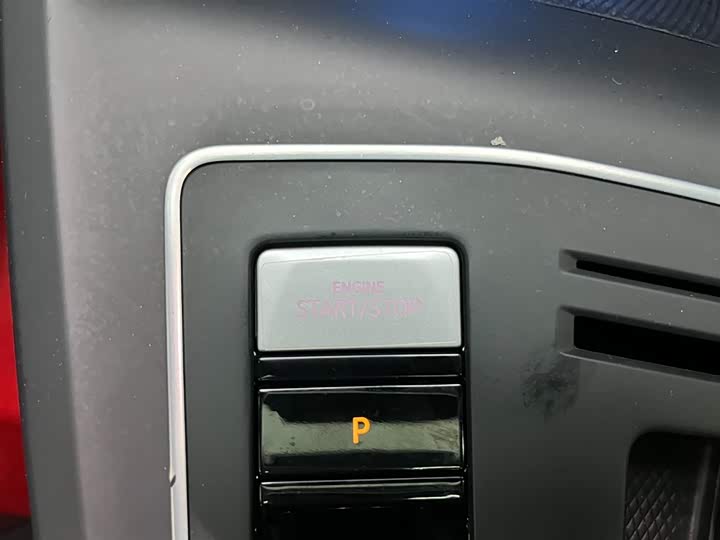 Фото 4 - Volkswagen Golf