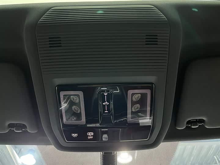 Фото 8 - Volkswagen Golf