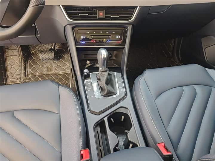 Фото 14 - Volkswagen Tharu