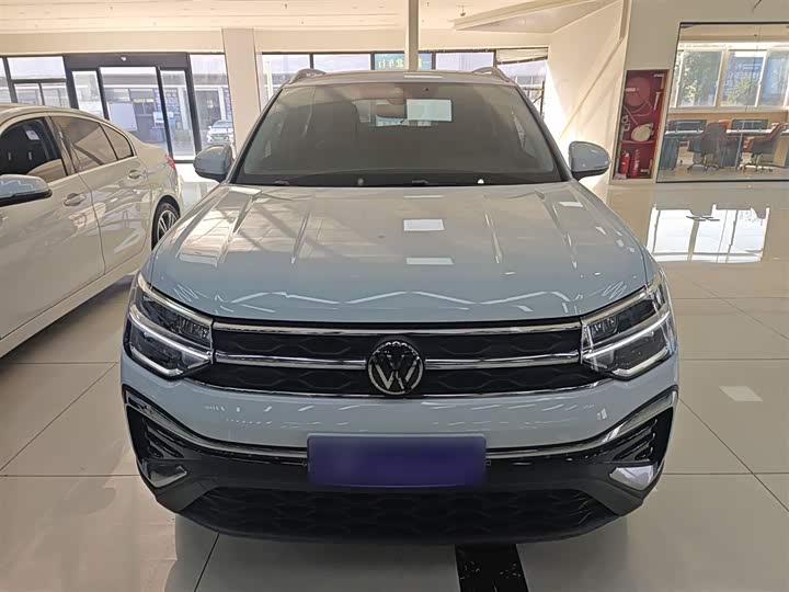 Фото 3 - Volkswagen Tharu