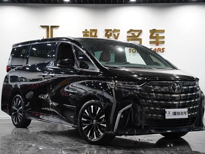 Фото 1 - Toyota Alphard