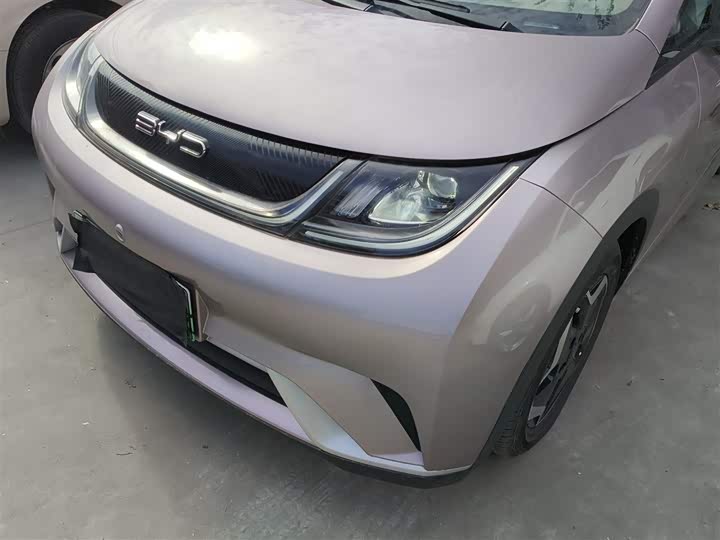 Фото 15 - BYD Dolphin