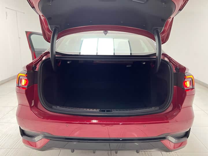 Фото 33 - Ford Mondeo