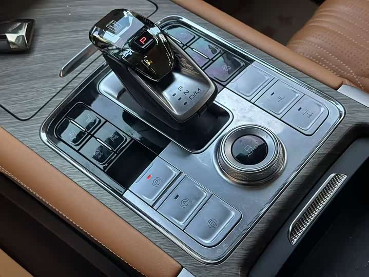 Фото 10 - Tank 500