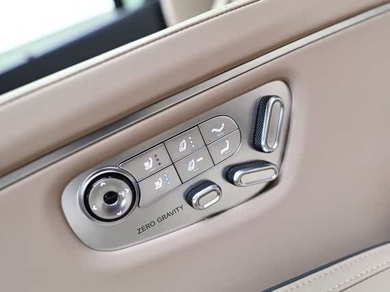 Фото 20 - XPeng X9