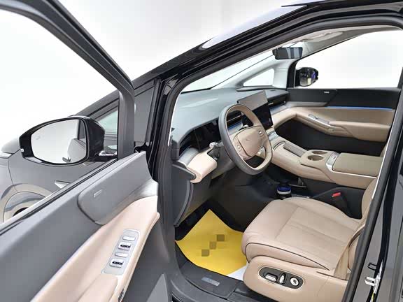 Фото 27 - XPeng X9