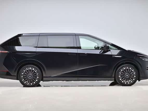 Фото 5 - XPeng X9