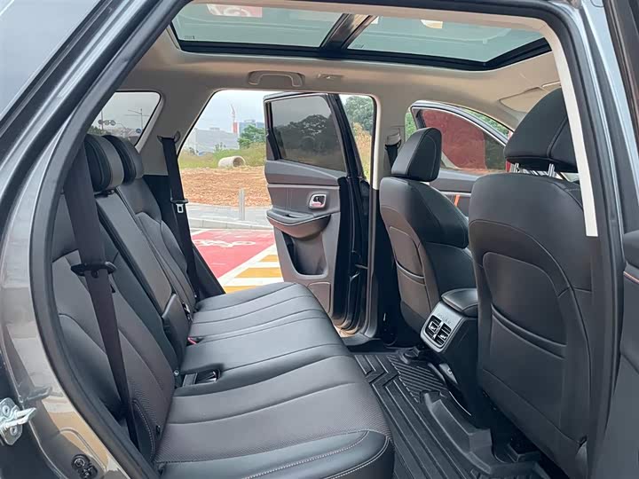 Фото 8 - Changan Oshan X7 Plus