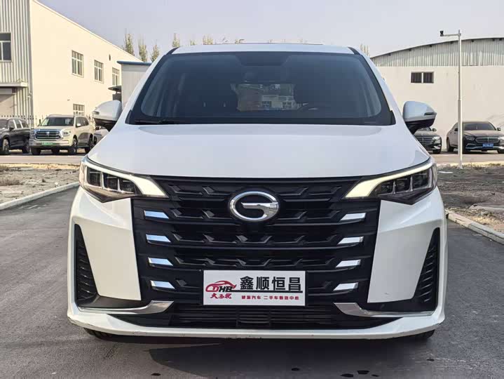 Фото 2 - GAC Trumpchi M6